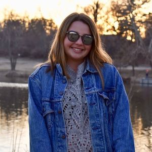 Meet your Posher, Delaney